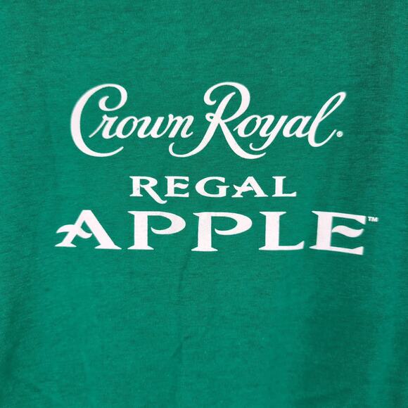 Crown Royal Regal Apple Bright Green Graphic Women's T-Shirt/Tee - Size M - GUC - Picture 4 of 10